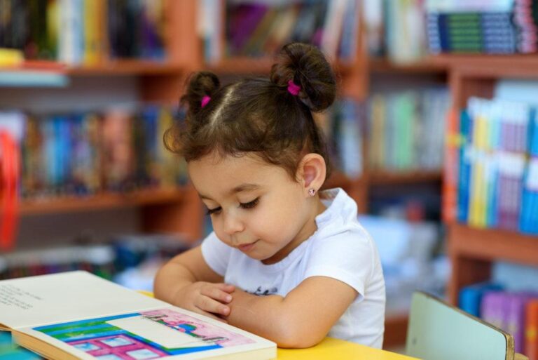 طرق مميزة لدعم تعليم أطفالك وحياتهم المدرسية