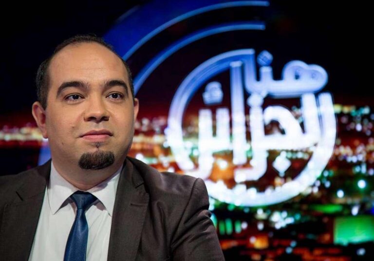أهمية القيادة ومهارات التواصل في النجاح التعليمي والمهني